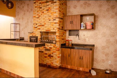 Casa à venda com 560m², 5 quartos e 2 vagas