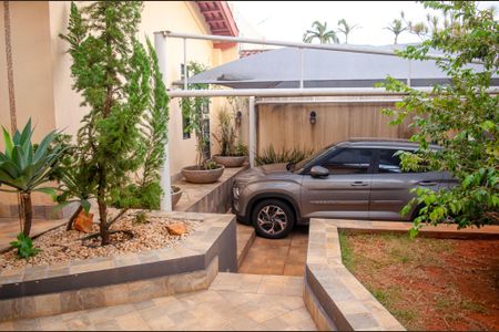 Casa à venda com 560m², 5 quartos e 2 vagas