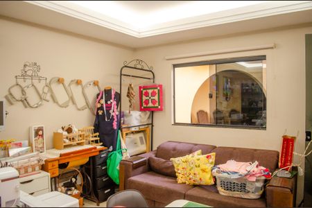 Casa à venda com 560m², 5 quartos e 2 vagas