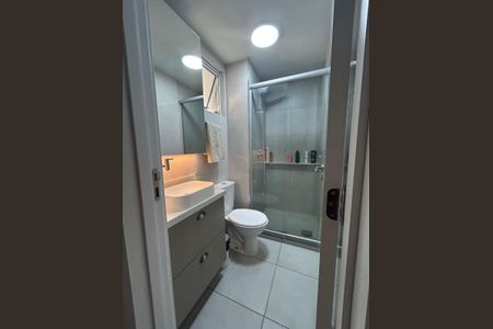 Banheiro de apartamento para alugar com 2 quartos, 44m² em Centro, Canoas
