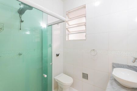 Apartamento para alugar com 120m², 2 quartos e sem vagaBanheiro