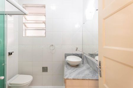 Apartamento para alugar com 120m², 2 quartos e sem vagaBanheiro