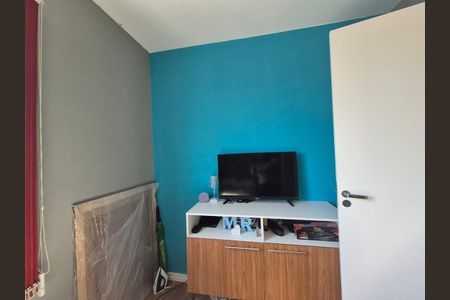 Quarto 1 de apartamento para alugar com 2 quartos, 37m² em Chacara Santa Lucia dos Ypes, Carapicuíba
