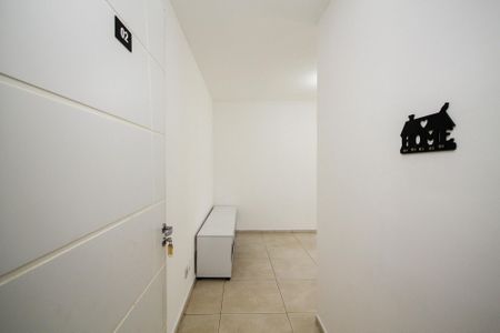 Entrada de apartamento para alugar com 2 quartos, 50m² em Rio Cotia, Cotia