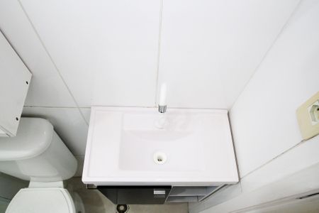 Apartamento para alugar com 50m², 2 quartos e 1 vaga Apartamento para alugar com 50m², 2 quartos e 1 vagaBanheiro