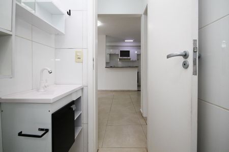 Apartamento para alugar com 50m², 2 quartos e 1 vaga Apartamento para alugar com 50m², 2 quartos e 1 vagaBanheiro
