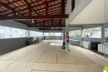 Apartamento para alugar com 50m², 2 quartos e 1 vaga Apartamento para alugar com 50m², 2 quartos e 1 vagaÁrea comum - Salão de festas