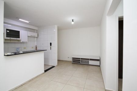 Sala de apartamento para alugar com 2 quartos, 50m² em Rio Cotia, Cotia