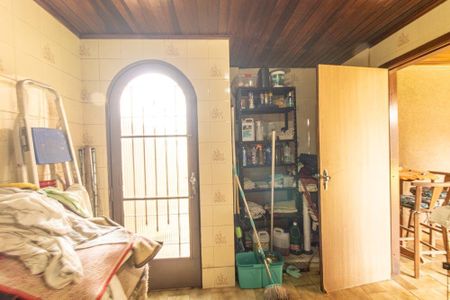 Casa à venda com 350m², 6 quartos e 8 vagas Casa à venda com 350m², 6 quartos e 8 vagasÁrea de Serviço