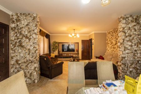 Casa à venda com 350m², 6 quartos e 8 vagas Casa à venda com 350m², 6 quartos e 8 vagasSala