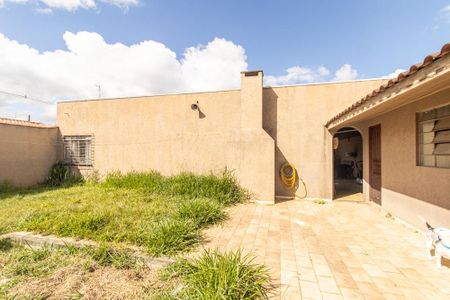 Casa à venda com 350m², 6 quartos e 8 vagas Casa à venda com 350m², 6 quartos e 8 vagasQuintal