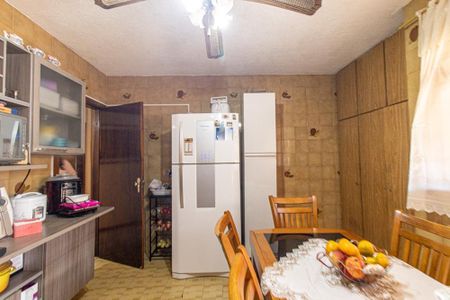 Casa à venda com 350m², 6 quartos e 8 vagas Casa à venda com 350m², 6 quartos e 8 vagasCozinha