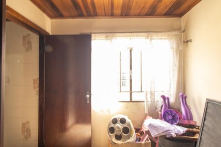 Casa à venda com 350m², 6 quartos e 8 vagas Casa à venda com 350m², 6 quartos e 8 vagasQuarto de Serviço