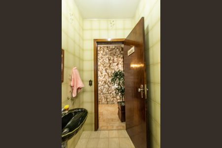 Casa à venda com 350m², 6 quartos e 8 vagas Casa à venda com 350m², 6 quartos e 8 vagasLavabo