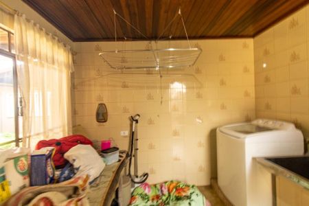 Casa à venda com 350m², 6 quartos e 8 vagas Casa à venda com 350m², 6 quartos e 8 vagasÁrea de Serviço