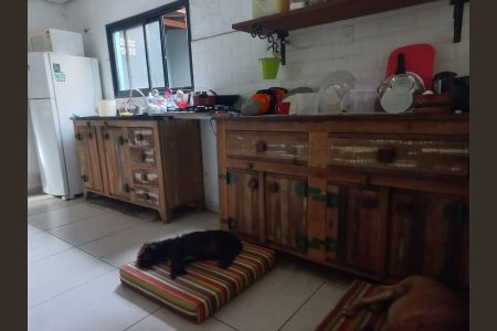 Cozinha de casa para alugar com 3 quartos, 200m² em Campeche, Florianópolis