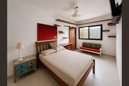 Casa para alugar com 200m², 3 quartos e 4 vagas Casa para alugar com 200m², 3 quartos e 4 vagasQuarto