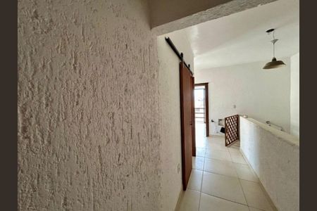 Casa para alugar com 3 quartos, 200m² em Campeche, Florianópolis