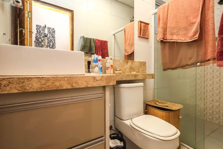 Casa à venda com 56m², 3 quartos e 1 vagaBanheiro 1