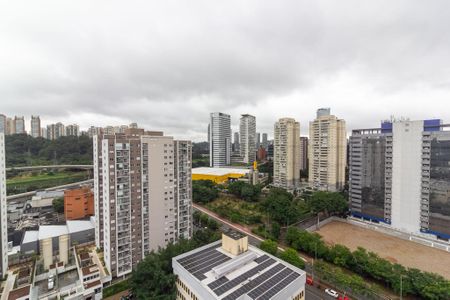 Apartamento à venda com 37m², 2 quartos e sem vaga Apartamento à venda com 37m², 2 quartos e sem vagaVaranda e Área de serviço