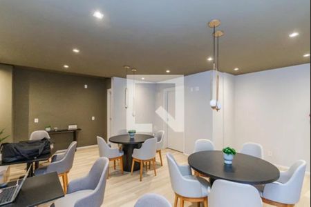 Apartamento à venda com 37m², 2 quartos e sem vaga Apartamento à venda com 37m², 2 quartos e sem vagaSalão de festas