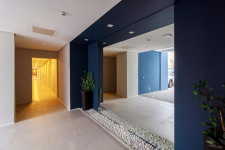 Apartamento à venda com 37m², 2 quartos e sem vaga Apartamento à venda com 37m², 2 quartos e sem vagaHall de entrada