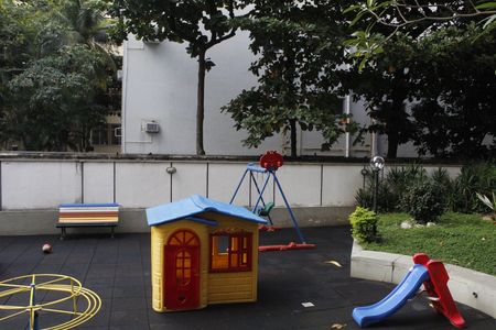 Apartamento à venda com 90m², 2 quartos e 1 vagaÁrea comum