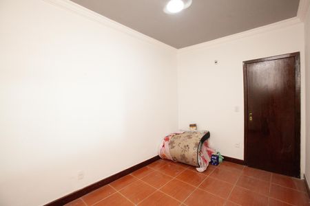 Casa para alugar com 12m², 1 quarto e sem vaga