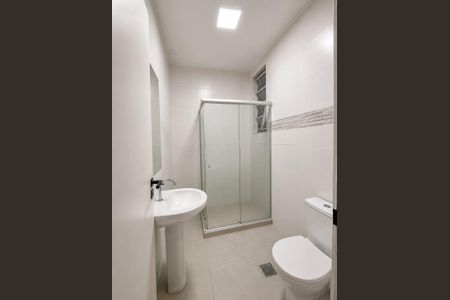 Apartamento para alugar com 61m², 3 quartos e 1 vaga Apartamento para alugar com 61m², 3 quartos e 1 vagaBanheiro
