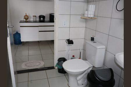 Apartamento para alugar com 49m², 2 quartos e sem vagaBanheiro