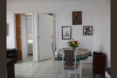 Sala de apartamento para alugar com 2 quartos, 49m² em Parque São Lourenço, São Paulo