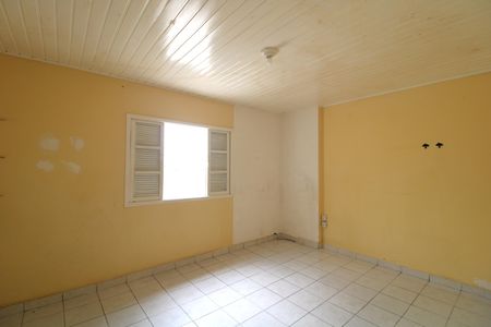 Quarto 1 de casa para alugar com 2 quartos, 175m² em Jardim Bonito, São Paulo