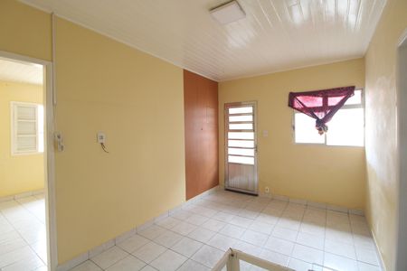 Sala de casa para alugar com 2 quartos, 175m² em Jardim Bonito, São Paulo