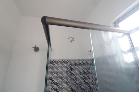 Banheiro de casa para alugar com 2 quartos, 175m² em Jardim Bonito, São Paulo