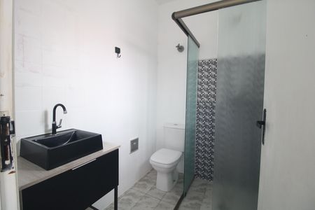 Banheiro de casa para alugar com 2 quartos, 175m² em Jardim Bonito, São Paulo