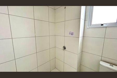 Banheiro de apartamento à venda com 1 quarto, 36m² em Centro, Guarulhos