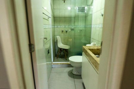 Apartamento para alugar com 70m², 3 quartos e 1 vaga Apartamento para alugar com 70m², 3 quartos e 1 vagaBanheiro