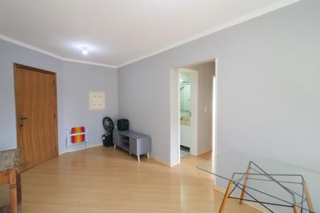 Sala de apartamento para alugar com 3 quartos, 70m² em Cavalhada, Porto Alegre