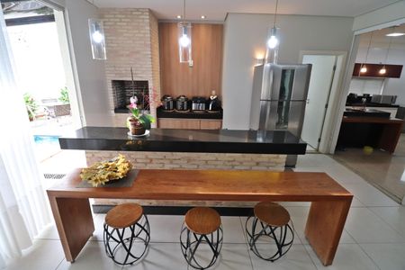 Casa de condomínio para alugar com 319m², 3 quartos e 4 vagasVaranda gourmet