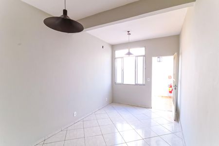 Apartamento à venda com 125m², 1 quarto e 1 vaga Apartamento à venda com 125m², 1 quarto e 1 vagaSala