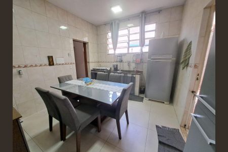 Casa de condomínio à venda com 125m², 3 quartos e 1 vaga Casa de condomínio à venda com 125m², 3 quartos e 1 vagaCozinha