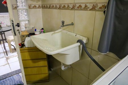 Casa à venda com 125m², 3 quartos e 1 vaga Casa à venda com 125m², 3 quartos e 1 vagaÁrea de Serviço