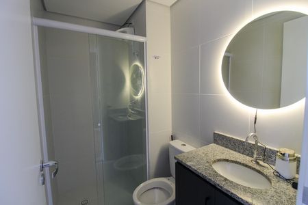 Banheiro de apartamento para alugar com 1 quarto, 25m² em Butantã, São Paulo