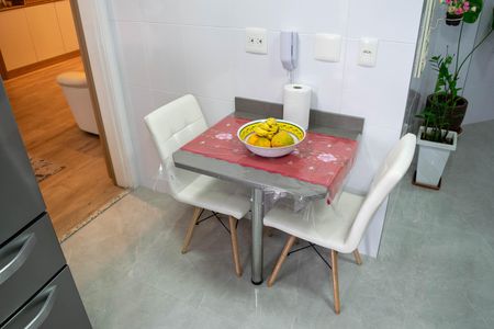 Apartamento à venda com 119m², 2 quartos e 3 vagas