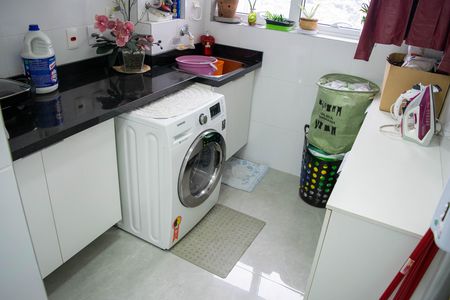 Apartamento à venda com 119m², 2 quartos e 3 vagas