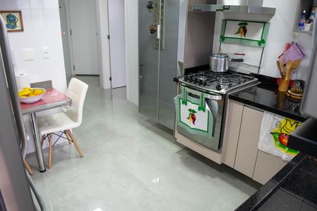 Apartamento à venda com 119m², 2 quartos e 3 vagas