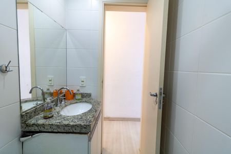 Apartamento à venda com 72m², 3 quartos e 1 vaga Apartamento à venda com 72m², 3 quartos e 1 vagaBanheiro