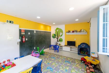Apartamento à venda com 72m², 3 quartos e 1 vaga Apartamento à venda com 72m², 3 quartos e 1 vagaBrinquedoteca