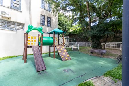 Apartamento à venda com 72m², 3 quartos e 1 vaga Apartamento à venda com 72m², 3 quartos e 1 vagaÁrea comum - Playground