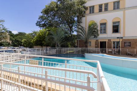 Apartamento à venda com 72m², 3 quartos e 1 vaga Apartamento à venda com 72m², 3 quartos e 1 vagaÁrea comum - Piscina